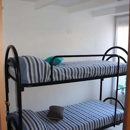 Дом отдыха Garibaldi 25